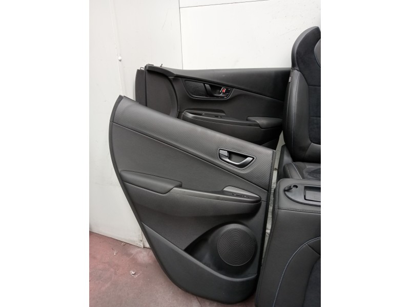 Recambio de juego asientos completo para hyundai kona n os referencia OEM IAM   ELECTRICOS