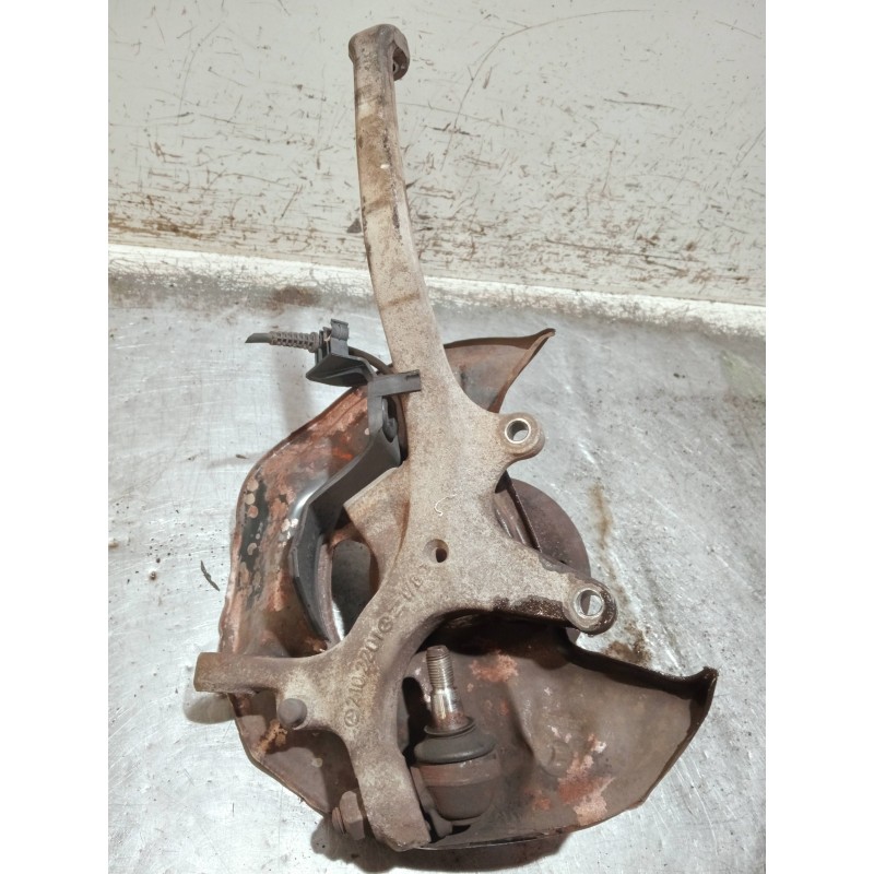 Recambio de mangueta delantera izquierda para mercedes clase e (w210) berlina diesel referencia OEM IAM A2102201  