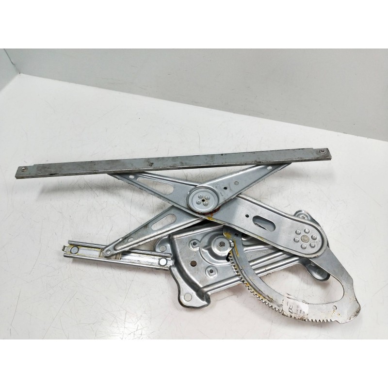 Recambio de elevalunas delantero derecho para renault megane iii berlina 5 p bose edition referencia OEM IAM 807301396R 80720315