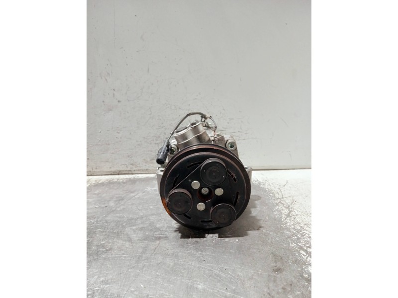Recambio de compresor aire acondicionado para suzuki ignis (/mf) referencia OEM IAM 9520162R11 CR08D 