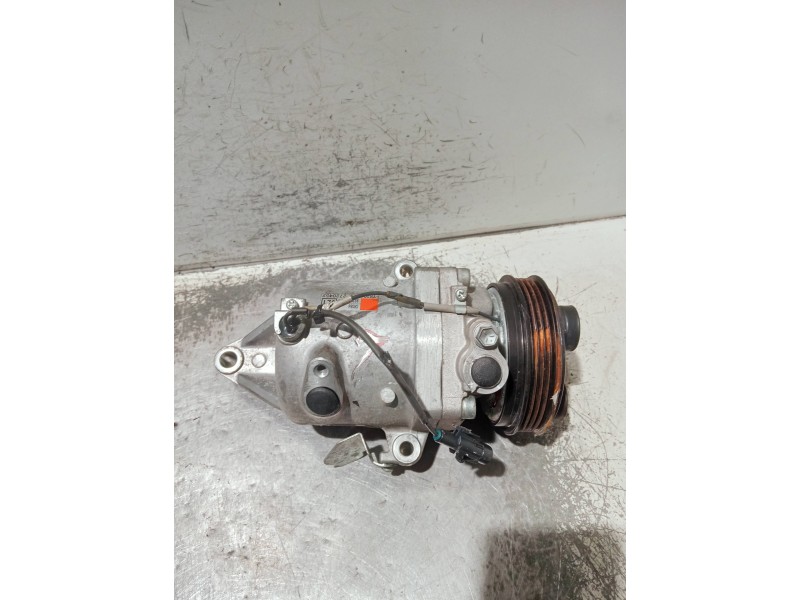 Recambio de compresor aire acondicionado para suzuki ignis (/mf) referencia OEM IAM 9520162R11 CR08D 