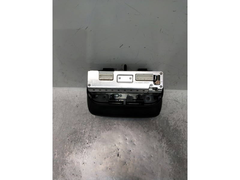 Recambio de sistema audio / radio cd para smart forfour referencia OEM IAM A4539000202 281157767R 