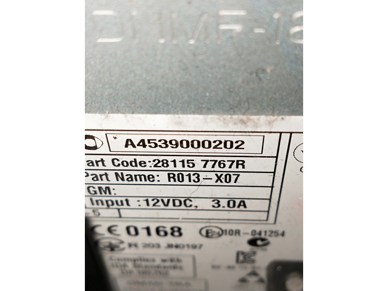 Recambio de sistema audio / radio cd para smart forfour referencia OEM IAM A4539000202 281157767R 