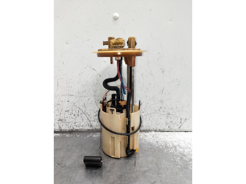 Recambio de bomba combustible para mercedes sprinterii caja cerrada (desde 01.06) referencia OEM IAM 0580203129 4705854765002 