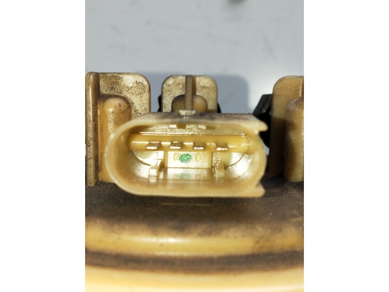 Recambio de bomba combustible para mercedes sprinterii caja cerrada (desde 01.06) referencia OEM IAM 0580203129 4705854765002 