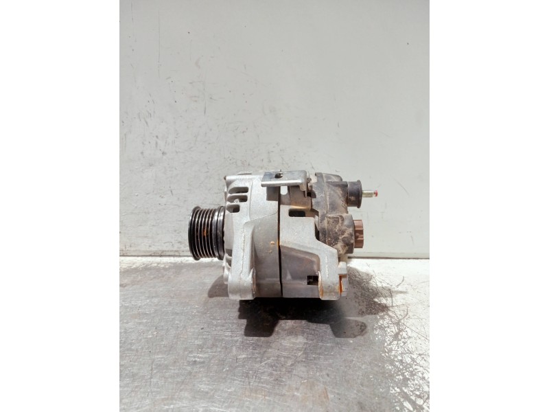 Recambio de alternador para hyundai kona n os referencia OEM IAM 373002GPD0 1042119700 