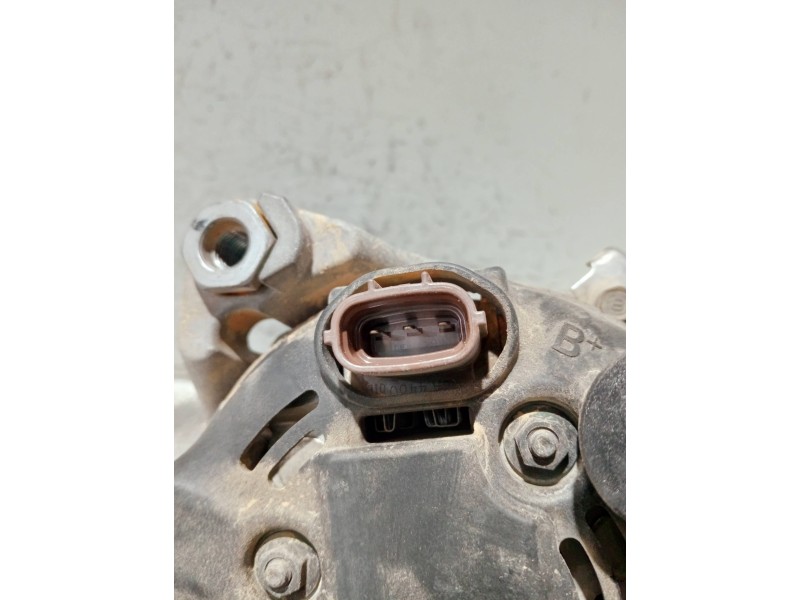 Recambio de alternador para hyundai kona n os referencia OEM IAM 373002GPD0 1042119700 