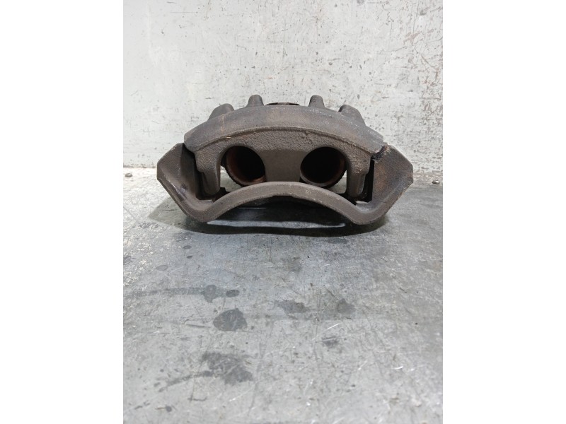 Recambio de pinza freno delantera izquierda para nissan cabstar 09.06 referencia OEM IAM   