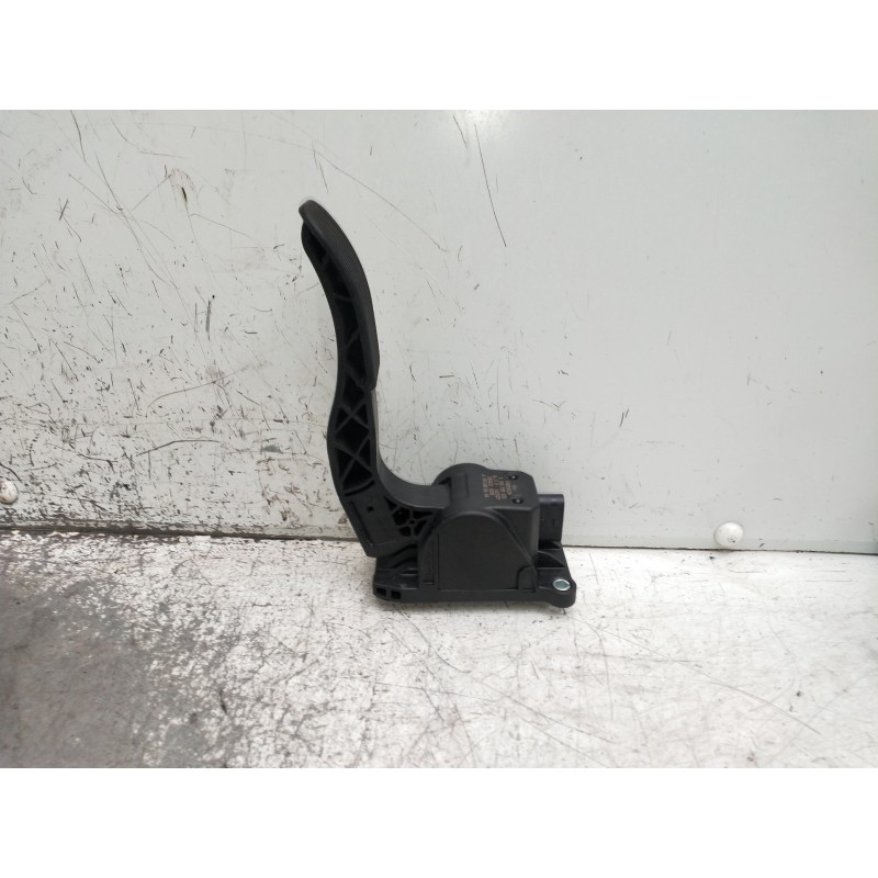 Recambio de potenciometro pedal para mercedes sprinterii caja cerrada (desde 01.06) referencia OEM IAM 0280755023 A9063000404 A0
