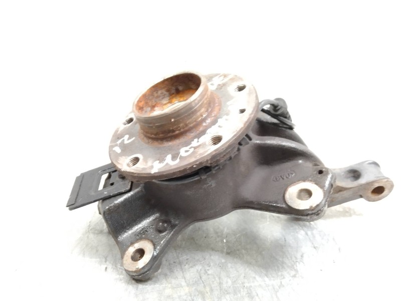 Recambio de mangueta delantera derecha para renault megane iii berlina 5 p bose edition referencia OEM IAM   