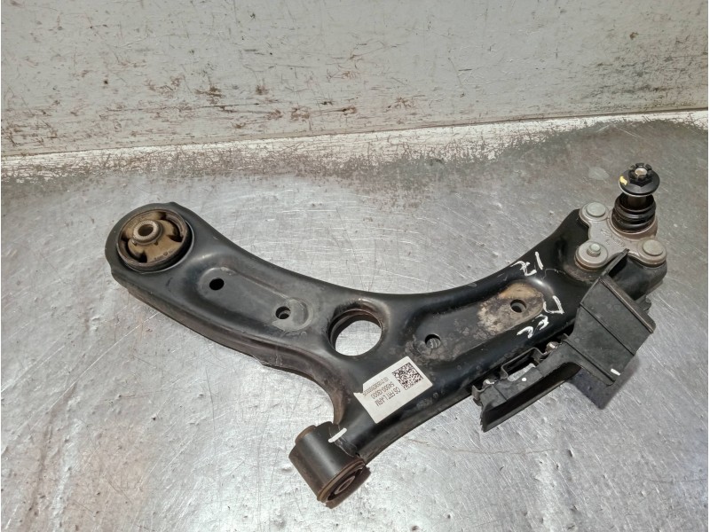 Recambio de brazo suspension inferior delantero izquierdo para hyundai kona n os referencia OEM IAM 54500I3000  