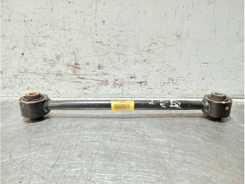Recambio de tirante trasero izquierdo para hyundai kona n os referencia OEM IAM 55250K9BA0  