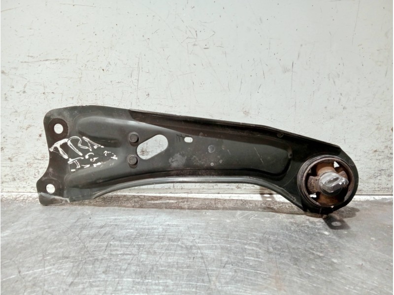 Recambio de brazo suspension inferior trasero izquierdo para hyundai kona n os referencia OEM IAM 55270I3000  