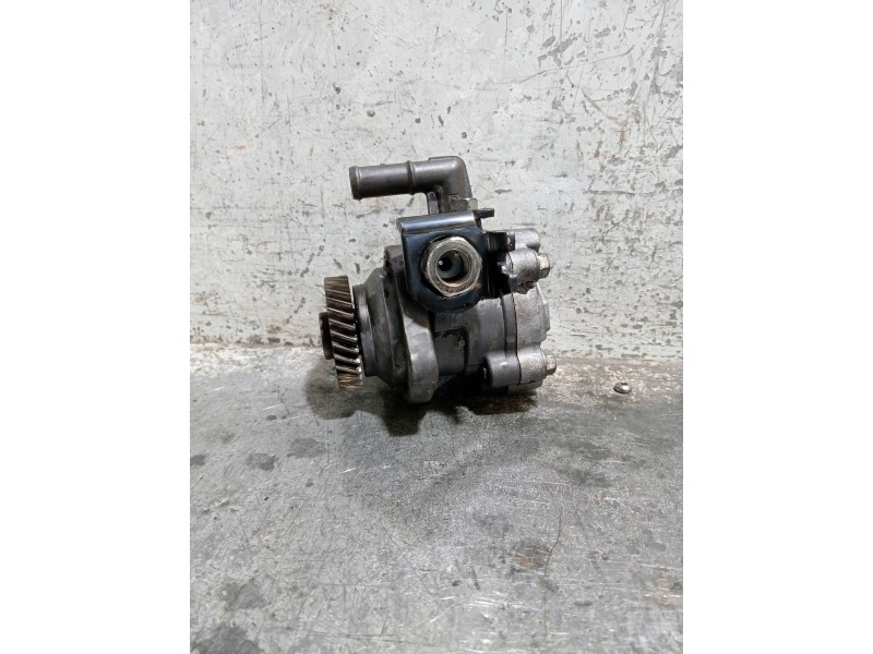 Recambio de bomba direccion para nissan cabstar 09.06 referencia OEM IAM   