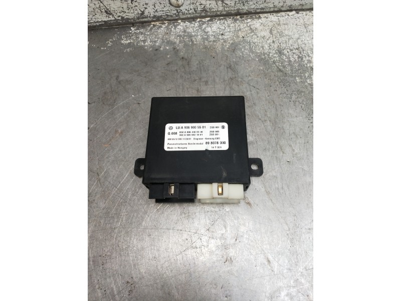 Recambio de modulo electronico para mercedes sprinterii caja cerrada (desde 01.06) referencia OEM IAM A9069005501 A9064460046. A
