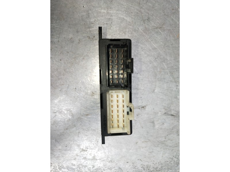 Recambio de modulo electronico para mercedes sprinterii caja cerrada (desde 01.06) referencia OEM IAM A9069005501 A9064460046. A