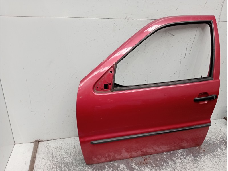 Recambio de puerta delantera izquierda para volkswagen polo berlina (6n1) referencia OEM IAM   