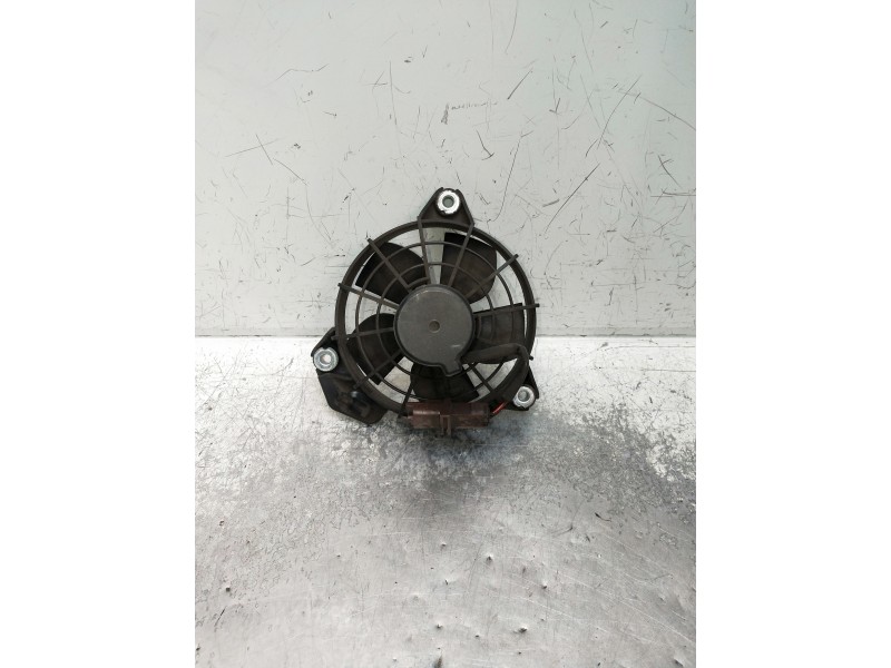 Recambio de electroventilador para smart forfour referencia OEM IAM 8240708  