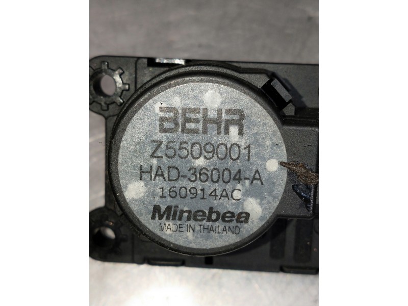 Recambio de motor apertura trampillas climatizador para smart forfour referencia OEM IAM Z5509001 HAD36004A 160914AC