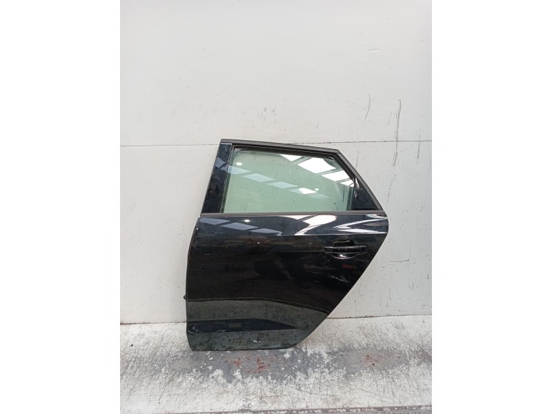 Recambio de puerta trasera izquierda para audi a1 sportback (gba) referencia OEM IAM   