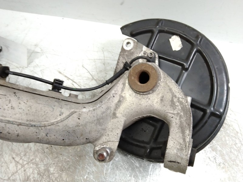 Recambio de mangueta trasera derecha para lancia lybra berlina 1.8 referencia OEM IAM   