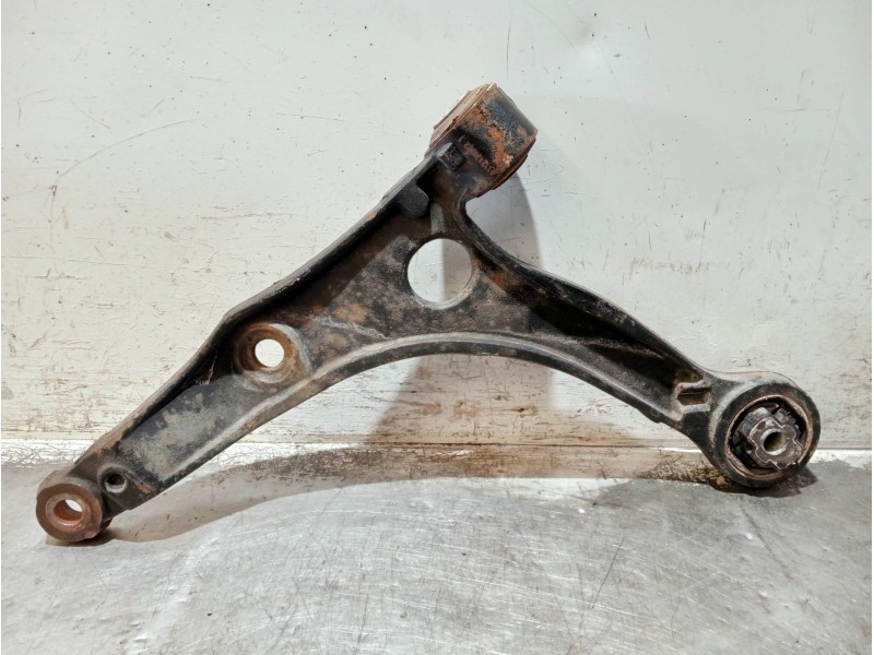 Recambio de brazo suspension inferior delantero derecho para fiat ducato caja cerrada 33 (06.2006 =>) referencia OEM IAM 5070693