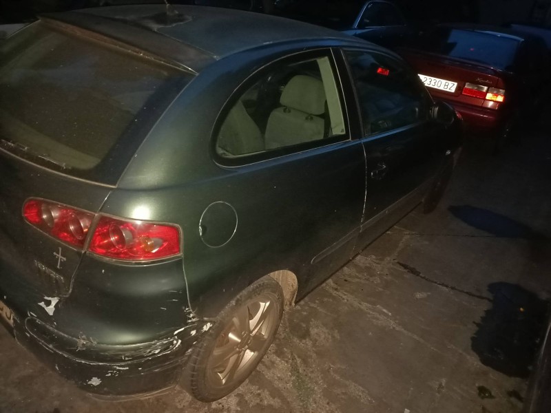 seat ibiza (6l1) del año 2002