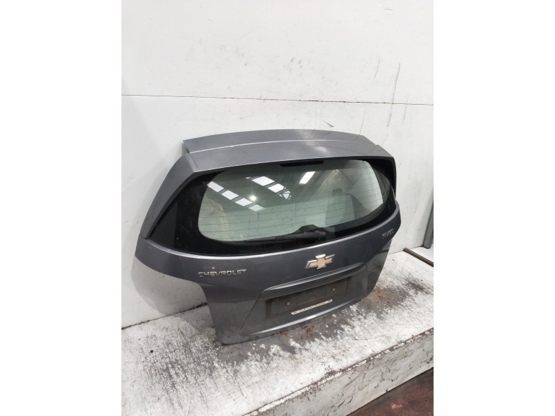Recambio de porton trasero para chevrolet aveo berlina hatchback ls referencia OEM IAM   5P