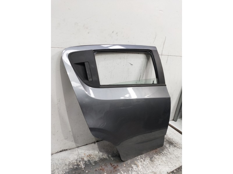 Recambio de puerta trasera derecha para chevrolet aveo berlina hatchback ls referencia OEM IAM   5P