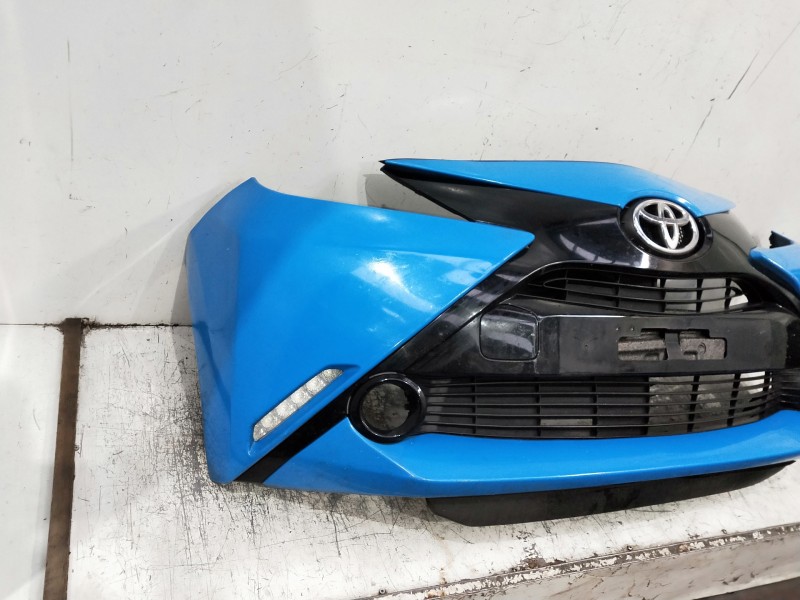 Recambio de paragolpes delantero para toyota aygo referencia OEM IAM   