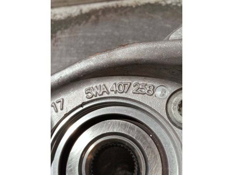 Recambio de mangueta delantera derecha para volkswagen golf viii gti cd1 clubsport referencia OEM IAM 5WA407258  