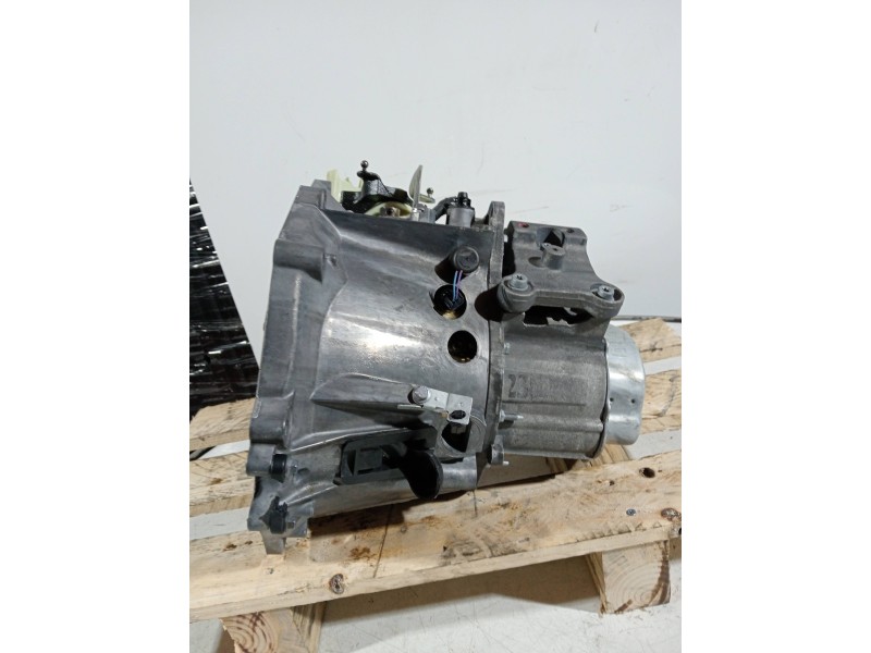 Recambio de caja cambios para citroen c4 cactus referencia OEM IAM 20TE27 73448091B 5V