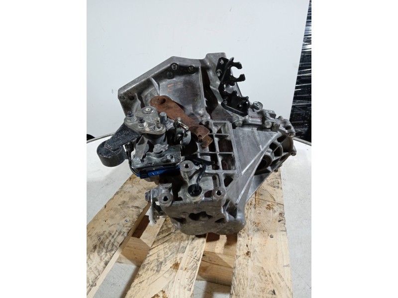 Recambio de caja cambios para toyota aygo referencia OEM IAM 20TT55 3018595 5V