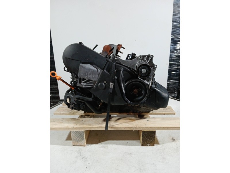 Recambio de motor completo para volkswagen polo berlina (6n1) referencia OEM IAM AEX 53323315406 