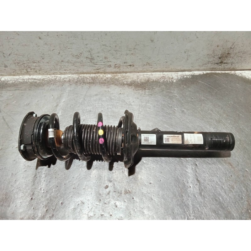 Recambio de amortiguador delantero derecho para volkswagen golf viii gti cd1 clubsport referencia OEM IAM 5Q0413031KH 5WA412038K