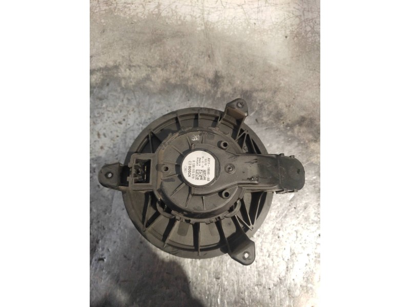 Recambio de motor calefaccion para ford tourneo courier (c4a) ambiente referencia OEM IAM AV1119846AB 0130115579 