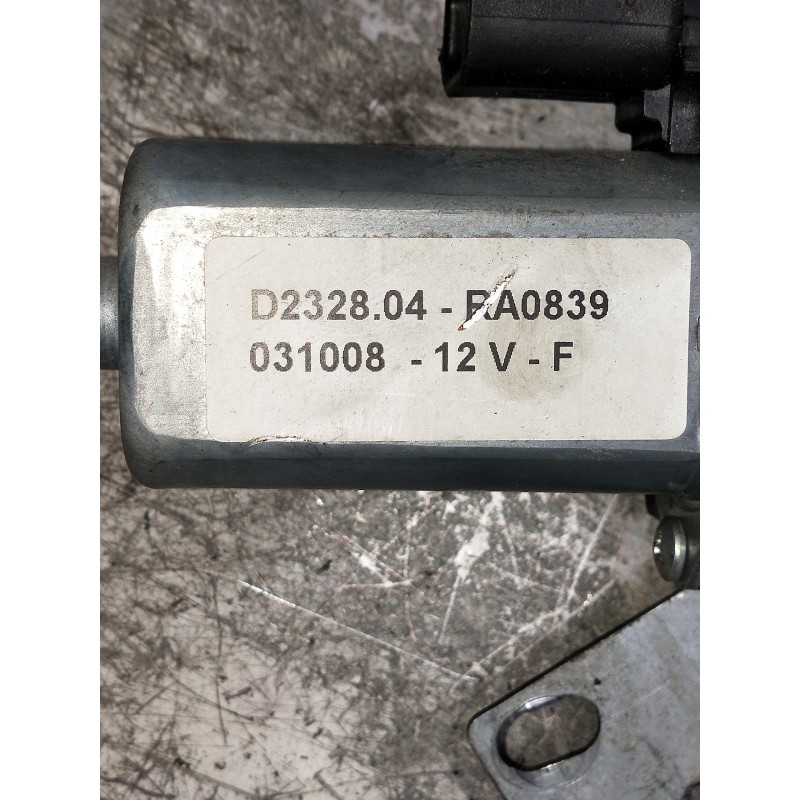 Recambio de elevalunas delantero derecho para renault laguna (b56) referencia OEM IAM D232804RA0839 031008 5P