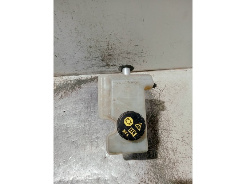 Recambio de bomba freno para audi a3 sedán (8vm) referencia OEM IAM 5Q1611301C 32668423 