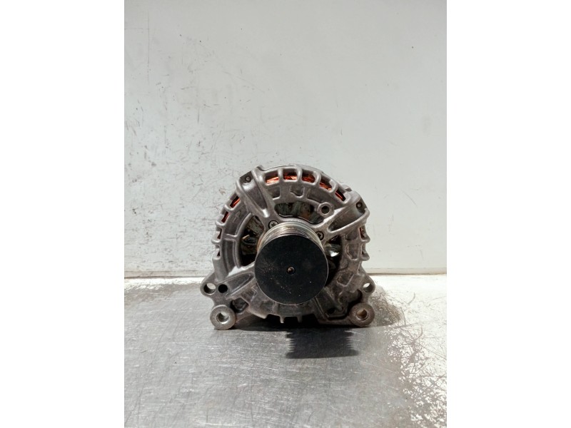 Recambio de alternador para audi a3 sedán (8vm) referencia OEM IAM 03L903023K F000BL0800 