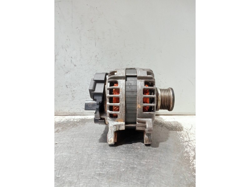 Recambio de alternador para audi a3 sedán (8vm) referencia OEM IAM 03L903023K F000BL0800 