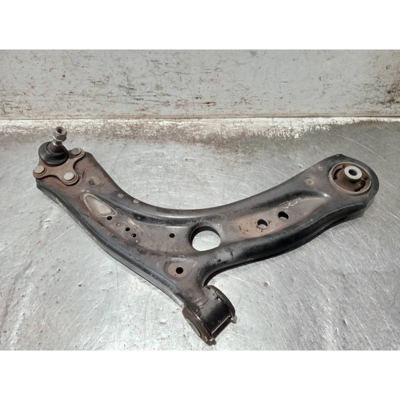 Recambio de brazo suspension inferior delantero derecho para audi a3 sedán (8vm) referencia OEM IAM 5Q0407152R  