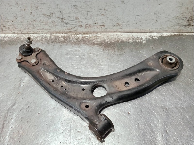 Recambio de brazo suspension inferior delantero derecho para audi a3 sedán (8vm) referencia OEM IAM 5Q0407152R  