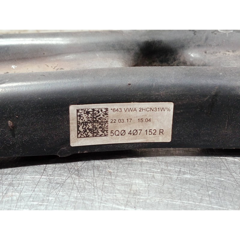 Recambio de brazo suspension inferior delantero derecho para audi a3 sedán (8vm) referencia OEM IAM 5Q0407152R  