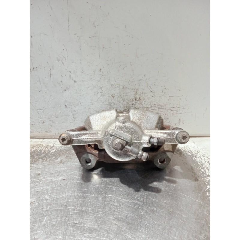 Recambio de pinza freno delantera derecha para audi a3 sedán (8vm) referencia OEM IAM 6792G  
