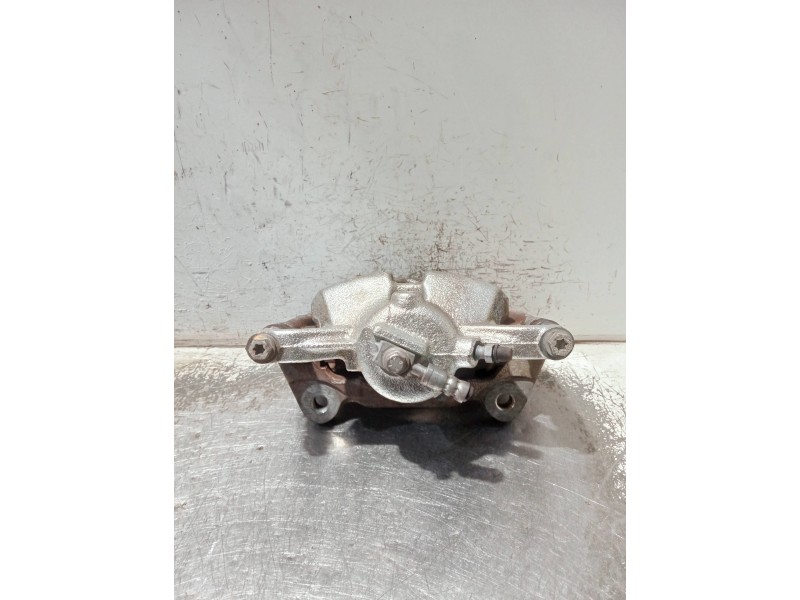 Recambio de pinza freno delantera derecha para audi a3 sedán (8vm) referencia OEM IAM 6792G  