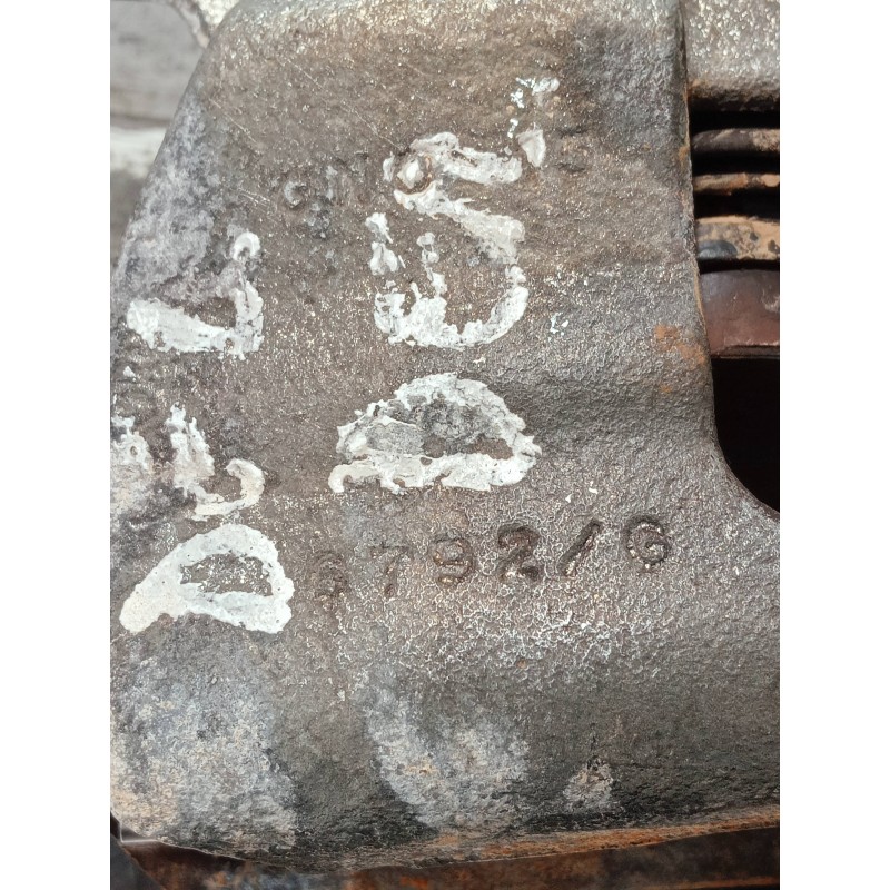 Recambio de pinza freno delantera derecha para audi a3 sedán (8vm) referencia OEM IAM 6792G  