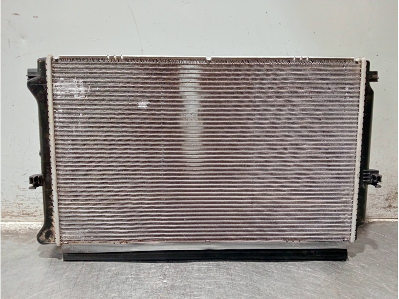 Recambio de radiador agua para audi a3 sedán (8vm) referencia OEM IAM   