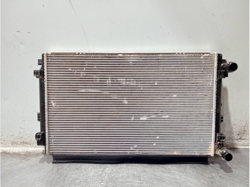Recambio de radiador agua para audi a3 sedán (8vm) referencia OEM IAM   