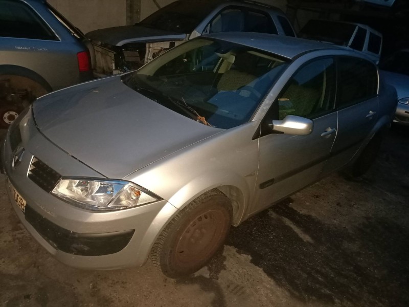 renault megane ii classic berlina del año 2005