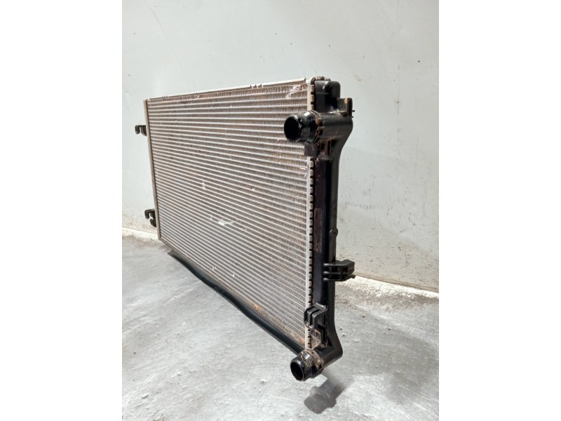 Recambio de radiador agua para audi a3 sedán (8vm) referencia OEM IAM   